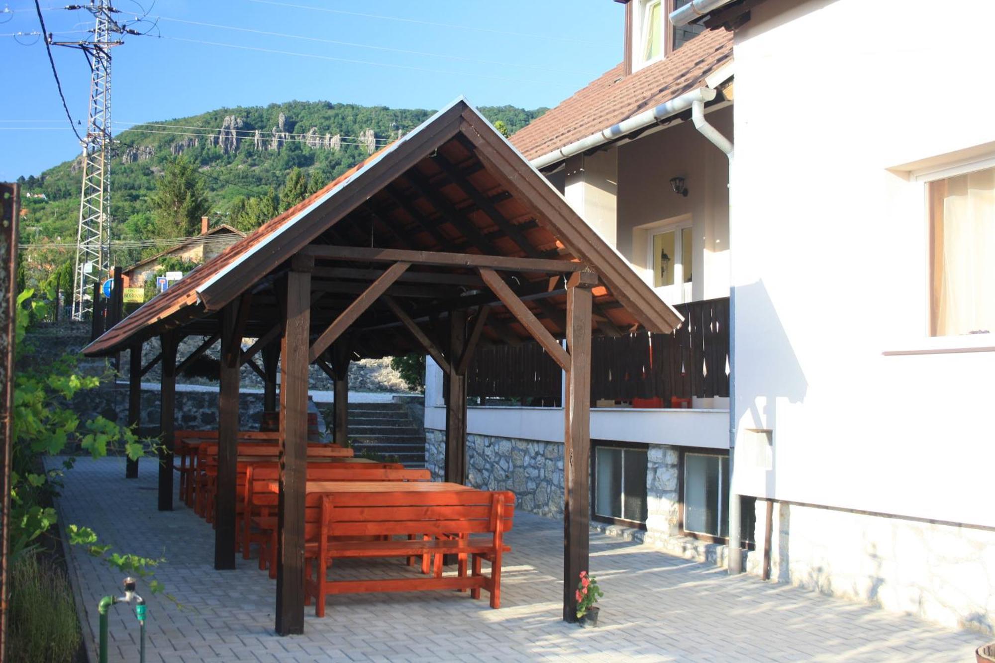 Berkes Vendégház Badacsonytördemic Exterior foto