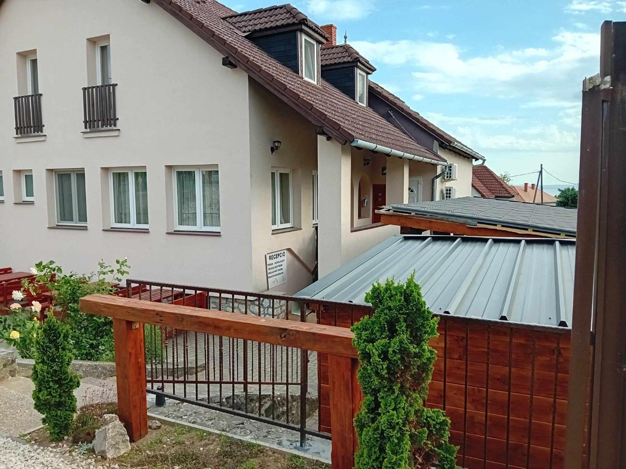 Berkes Vendégház Badacsonytördemic Exterior foto